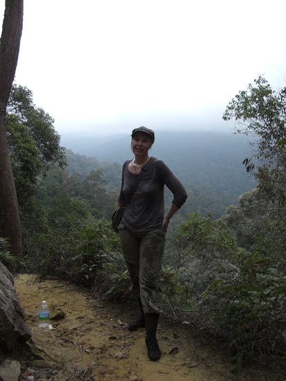 Nein, es hat NICHT geregnet! 
Den Titel der Miss Jungle werd ich mir in dem Outfit wohl kaum holen, oder? 