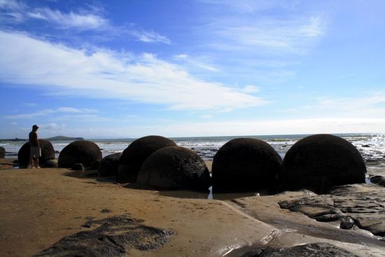 Moeraki Boulders...