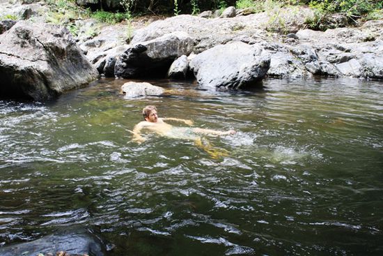 schwimmen in den crystal cascades