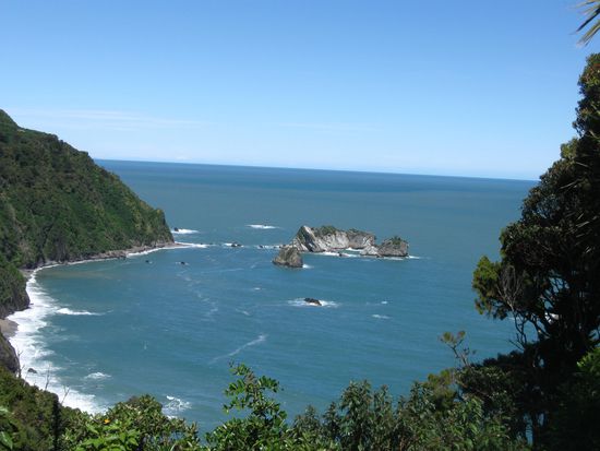 Die Westküste, wo es an wahrscheinlich 300 Tagen im Jahr regnet 