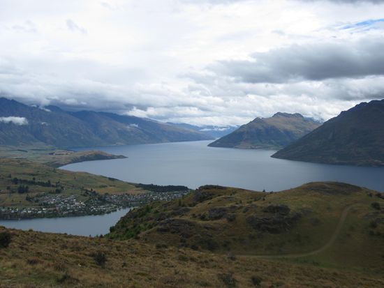 Blick auf den Lake Wakatipu vom Queenstown Hill