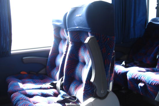 Achtung...Busfotos speziell fuer die liebe Dagmar  So sieht zum Beispiel ein argentinischer Bus von Innen aus.