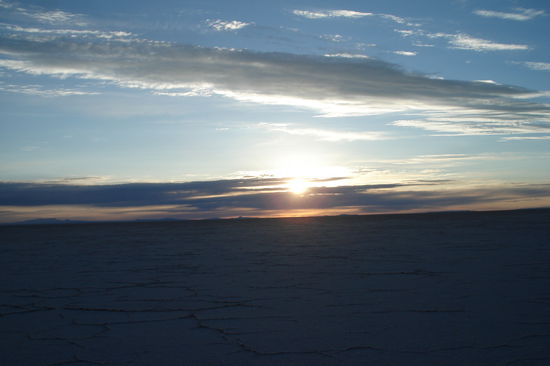 Sonnenaufgang am Salar de Uyuni