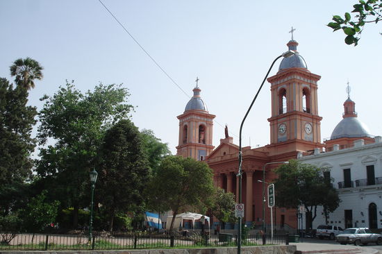 Hauptplatz von Catamarca mit Kathedrale