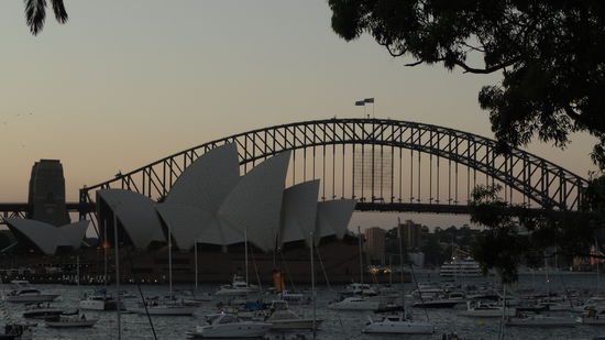 Langsam wurde es dunkel und die Spannung auf das Feuerwerk stieg.