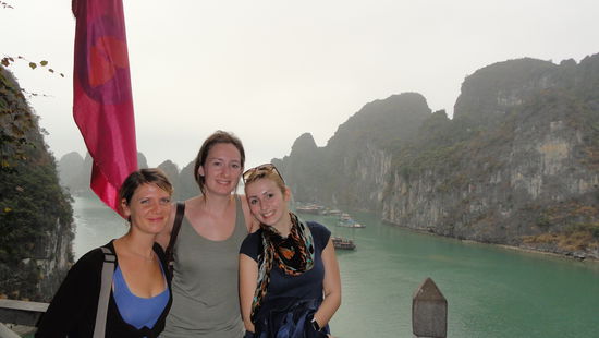 Anna, Mira (die beiden Maedls aus Oesterreich) und ich.