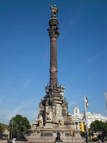 Columbus-Statue am Hafen