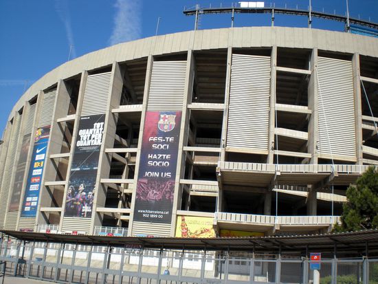 Das Stadion von außen