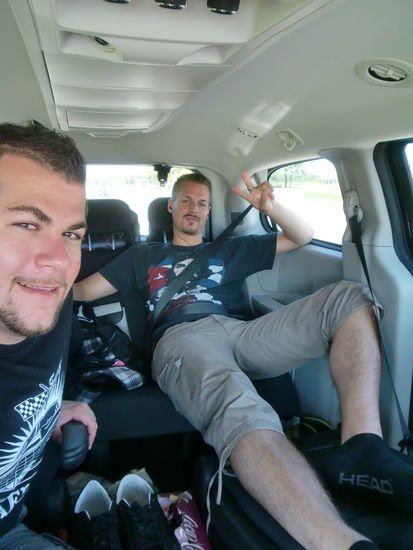 Der Dodge ist soooo geil... sooooo geil riiiiisig...