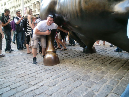 "Den Stier an den Eiern packen."