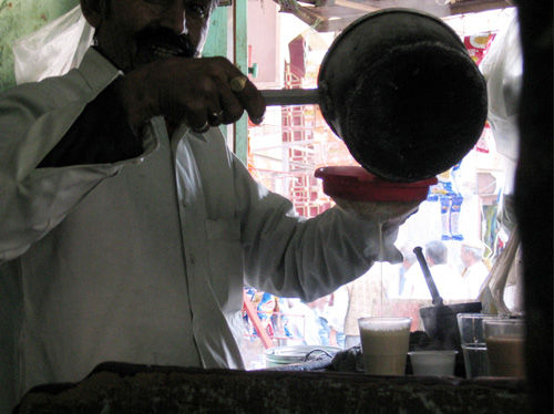 Chai Walla bei der Arbeit