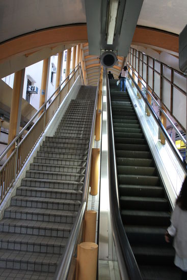 Und so unspecktakulär sieht sie aus. Wie jede andere Rolltreppe auch.