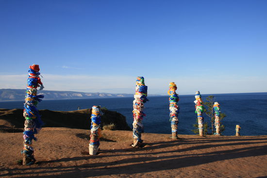 Was das mit den Geschenkschleifen auf sich hat, haben ich nicht rausgefunden.