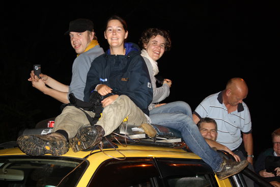Nacht-Safari! Alex, Ich und Simon mit anderen.