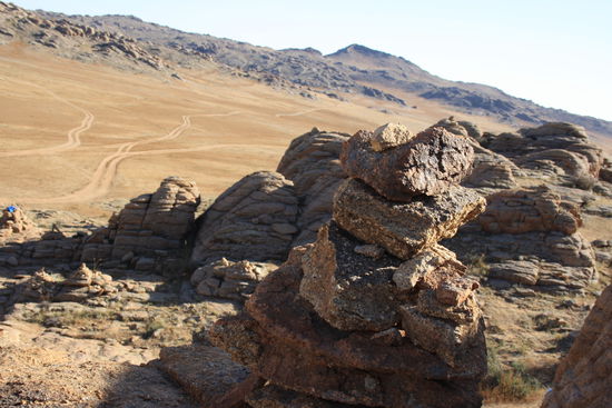 So sehen hier die Starßen aus, und das auf fast allen 2500 gefahrenen km. Ach und manchmal gabs gar nichts, nur Feld. Hier gibts auch keine Schilder.