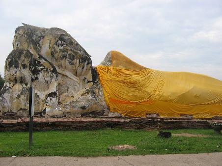 Ayuthaya - schlafender buddha
