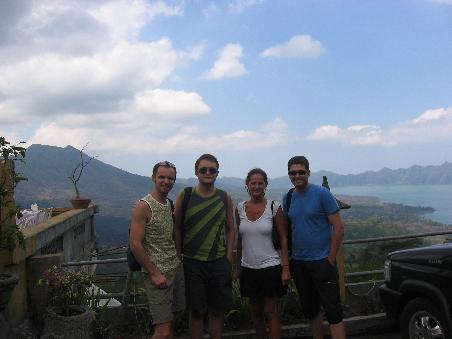 lake batur
shaggy & kusche & i & pretti