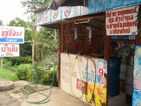 Tanke auf dem Weg nach Chiang Mai