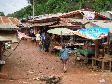 Markt kurz vor Vang Vieng