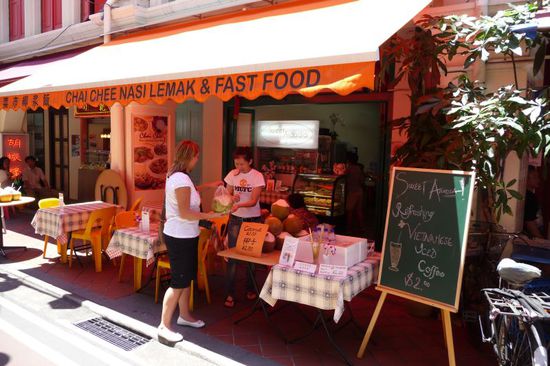 ...und frische Kokosnuss für Yvonne