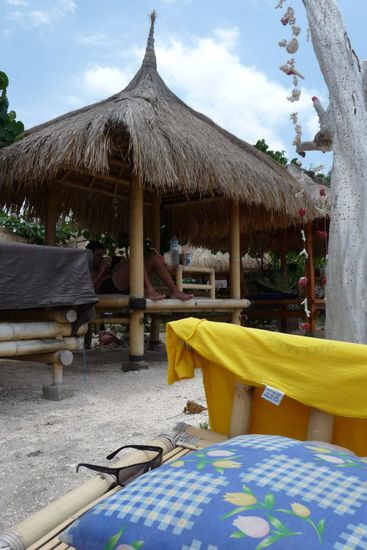 Peter hat irgendwann einen Schattenplatz gesucht, ...