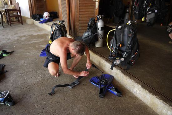 Noch schnell ein Zusatzgewicht festmachen, bevor...