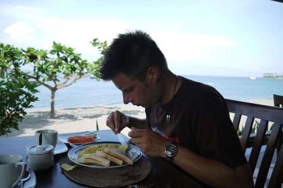 ...und Omelette mit Toast für Peter