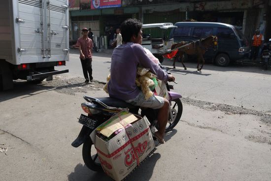 Und so transportiert man dann die gekaufte Ware 