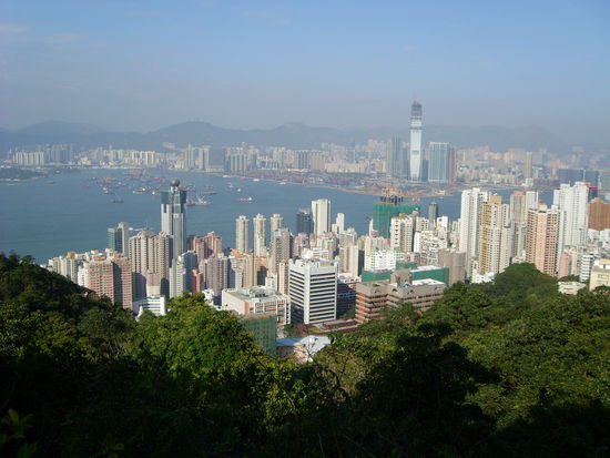 Und das ist nun unsere neue Heimat. Hong Kong vom Peak aufgenommen. Das erste Wochenende war Kaiserwetter (08.02.2009)!!