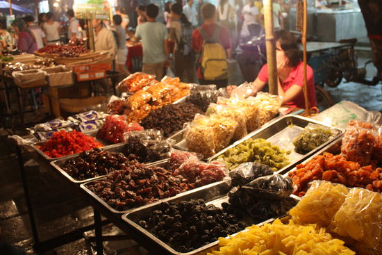 Mindestens 7 Koestlichkeiten  auf dem Nachtmarkt in Xi'an
