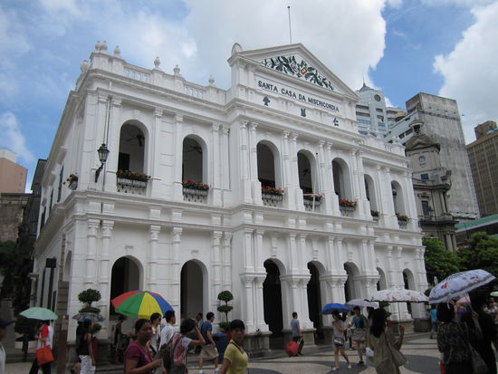 Marktplatz/Stadtmitte mit portugiesischer Architektur