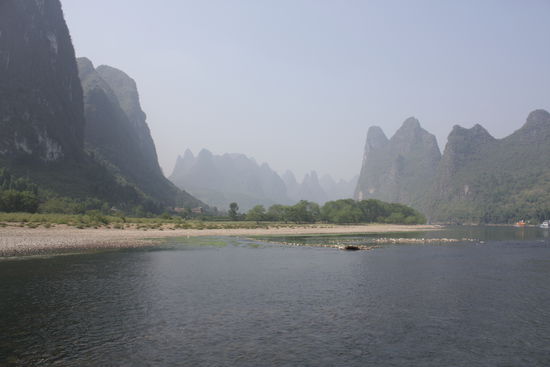 ... und noch mehr Huegeln.