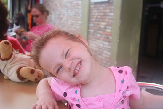 Warten auf Fruehstueck!