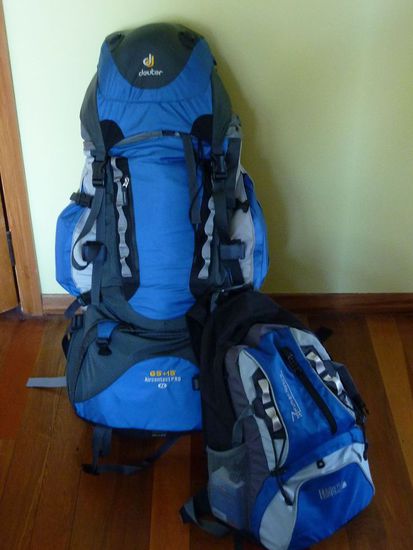 Alles was ich derzeit besitze passt in diese zwei Rucksäcke