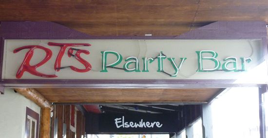 Unser neues Büro liebe RTS-Kollegen!
Muss nur noch schnell der Führungsmannschaft unsere neue Adresse mitteilen 