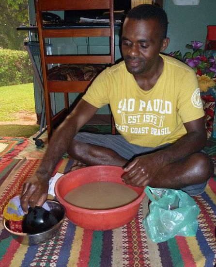 Save beim Zubereiten des Kave