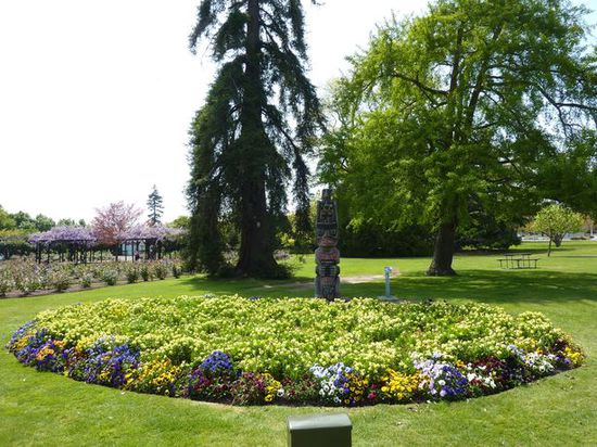 Park bei Rotorua (direkt neben dem Rotorua-Museum)