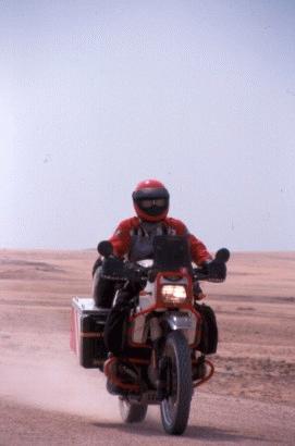 Auf der Fahrt durch die Namib nach Walvisbay.