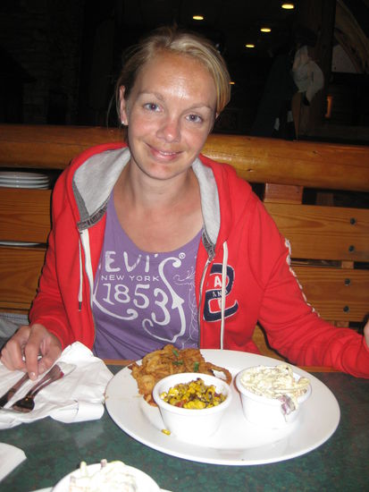 Smoked Chicken mit "Fire roasted Corn" und Cole Slaw