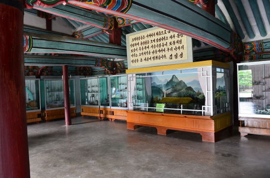 Im inneren der Tempel