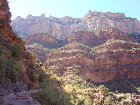 ...und da wieder hoch!