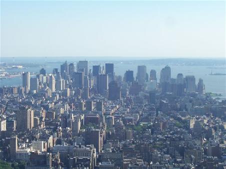 Blick vom Empire State Building auf Downtown Manhattan
