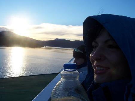 Freudige Aussichten auf Picton. Immer mit dabei die 3 Liter-Flasche Orangensaft.
