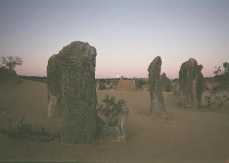 Dies sind ein paar der Pinnacles. Es stehen dort tausende rum und es wirkt n bisschen als sei man auf nem anderen Planeten...