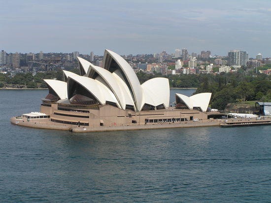 Die Oper von der Bridge aus.