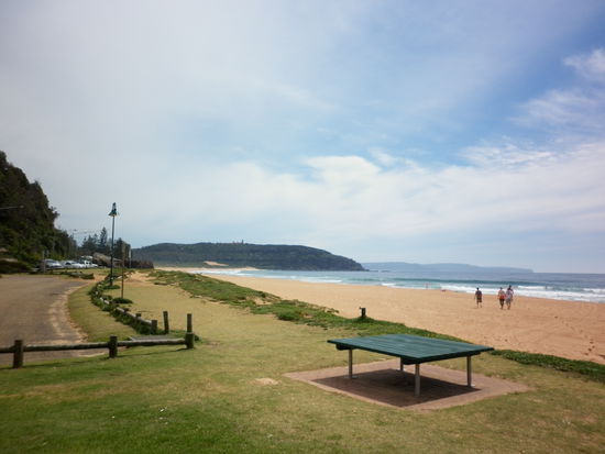 Sehr nett der Strand und erstaunlicherweise wenig Touristen da gewesen somit hatten wir den Strand fast für uns allein.
