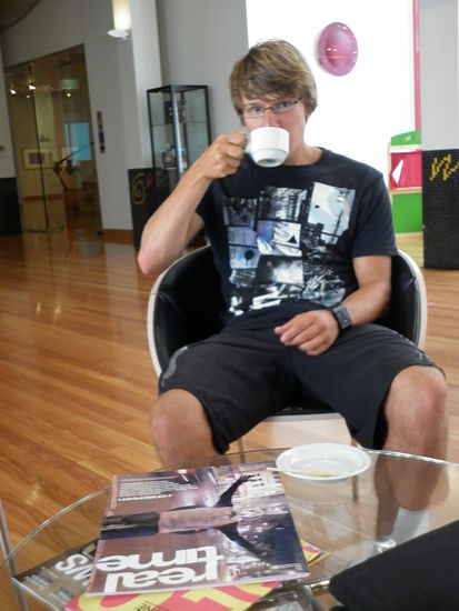 Für kostenlose Sachen sind wir als echte Deutsche immer zu haben, auch wenns heute schon der 5. Kaffee war!