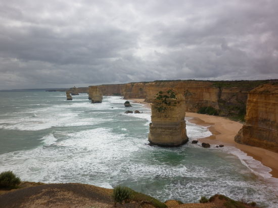 Es sind zwar nur noch 6, denn Meer, Wind und Wetter zerstören sie Stück für Stück, aber es kommen jedes Jahr Millionen von Touristen um sie zu bestaunen. Unsere Favouriten waren sie aber nicht.
