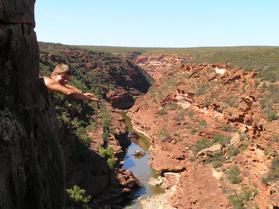 Im Kalbarri Nationalpark gab es zuerst den "Z-bend" zu bestaunen, eine z-förmige Flussbiegung.