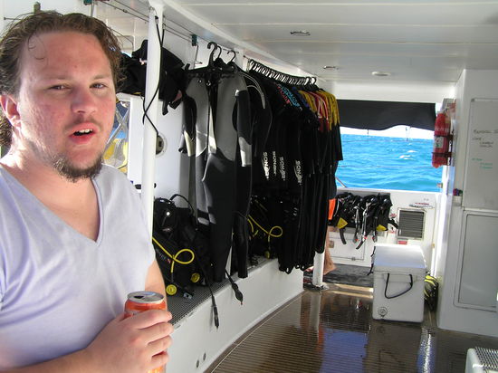 Jede menge Ausrüstung zum Schnorcheln und Tauchen.